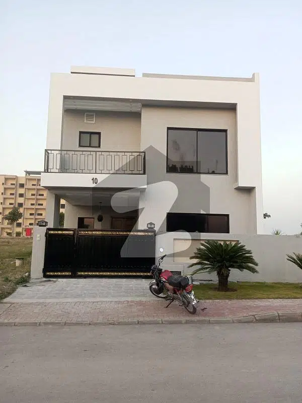 Bahria Enclave Sector I Very Nice Location 7.5 Marla House Construction Is On Marla 1.5 Marla Extra Land Inside The Boundaries Of Double Category Corner Plus On Main Boulevard Road 2 Electrical Meters Are Installed Two Separate Entrance