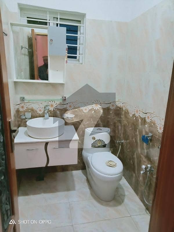 سوان گارڈن ۔ بلاک سی سوان گارڈن,اسلام آباد میں 3 کمروں کا 6 مرلہ مکان 2.5 کروڑ میں برائے فروخت۔
