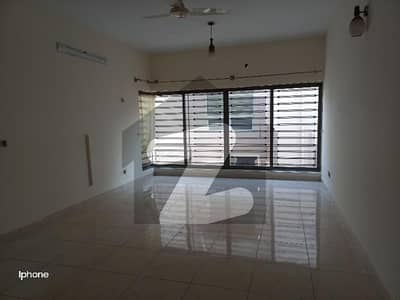 12 Marla Safari Villa 3 For Rent In Bahria Town Safari 3