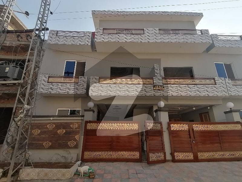 ڈیفنس روڈ راولپنڈی میں 4 کمروں کا 5 مرلہ مکان 2.1 کروڑ میں برائے فروخت۔