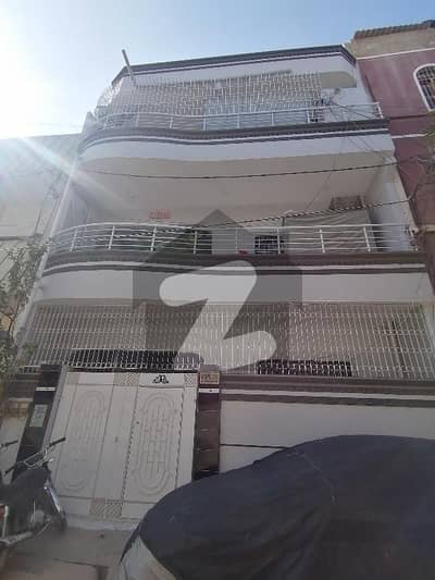 Prime Location 120 Square Yards House In Stunning North Karachi - Sector 7-D1 Is Available For Sale