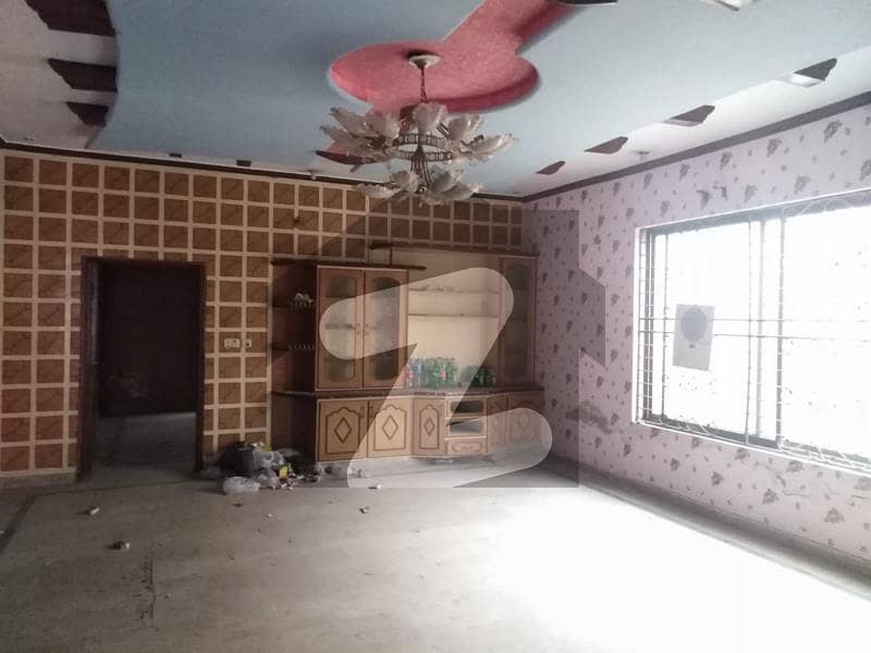 3 Kanal House For Sale In Model Town - Block C Lahore