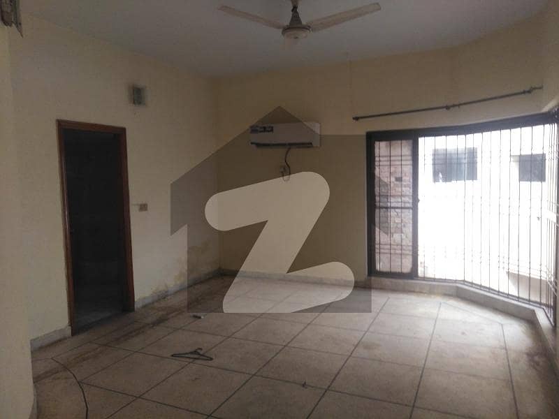 ماڈل ٹاؤن ۔ بلاک کے ماڈل ٹاؤن,لاہور میں 8 کمروں کا 4 کنال مکان 35.0 کروڑ میں برائے فروخت۔