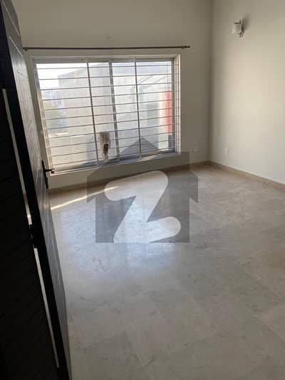 A Well Designed Upper Portion Is Up For rent In An Ideal Location In D-12