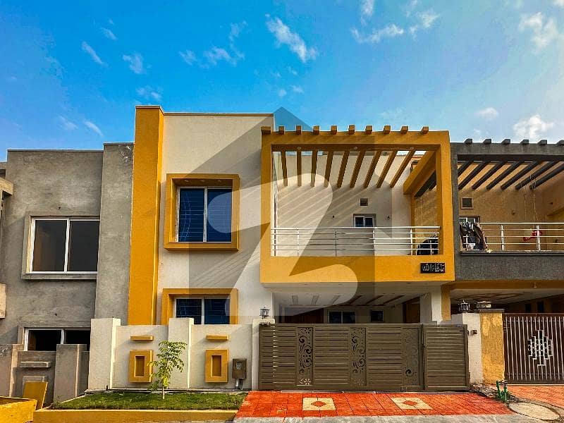 7 Marla Brand New Decent And Elegant House For Sale