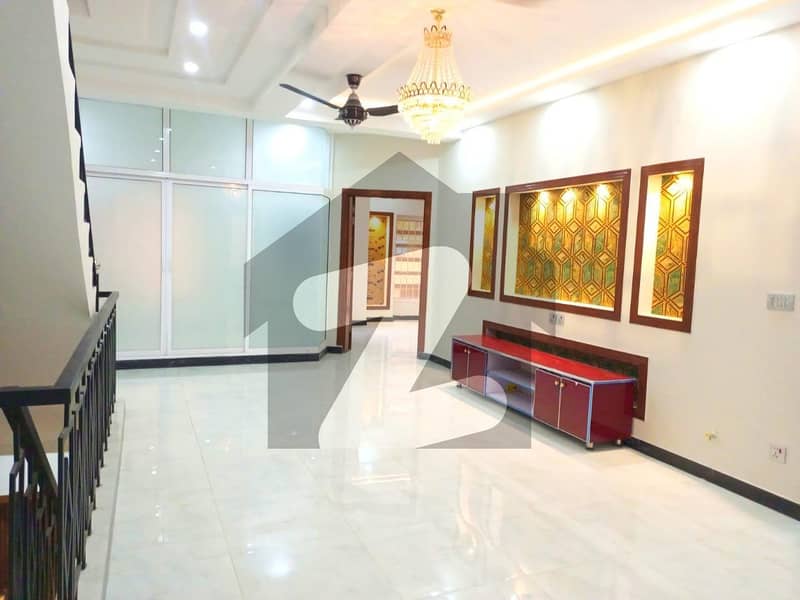 7 Marla Designer House Available For Rent In Usman Block
Double Unit