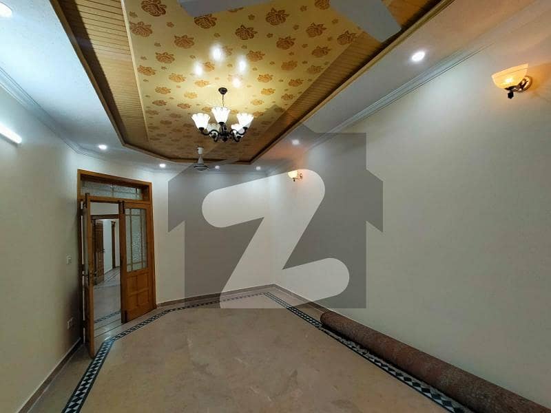 30x60 Full House Available for Rent in G-13 Islamabad