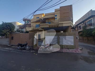 علامہ اقبال ٹاؤن رحیم یار خان میں 7 کمروں کا 12 مرلہ مکان 2.7 کروڑ میں برائے فروخت۔