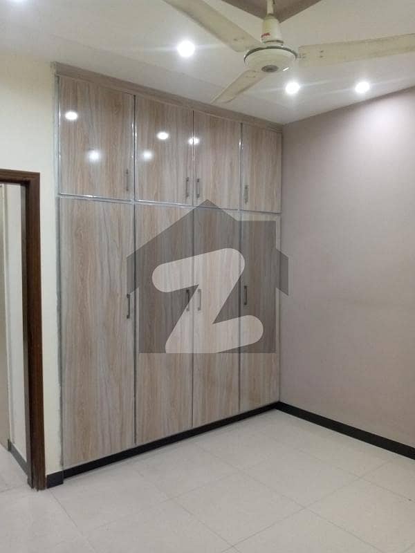 3.56 Marla Lower Portion Available For Rent in Dream Avenue Lahore