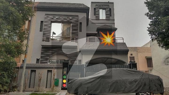 5 Marla like brand new luxury house for Rent Gardina block gas avail in Bahria Town Lahore