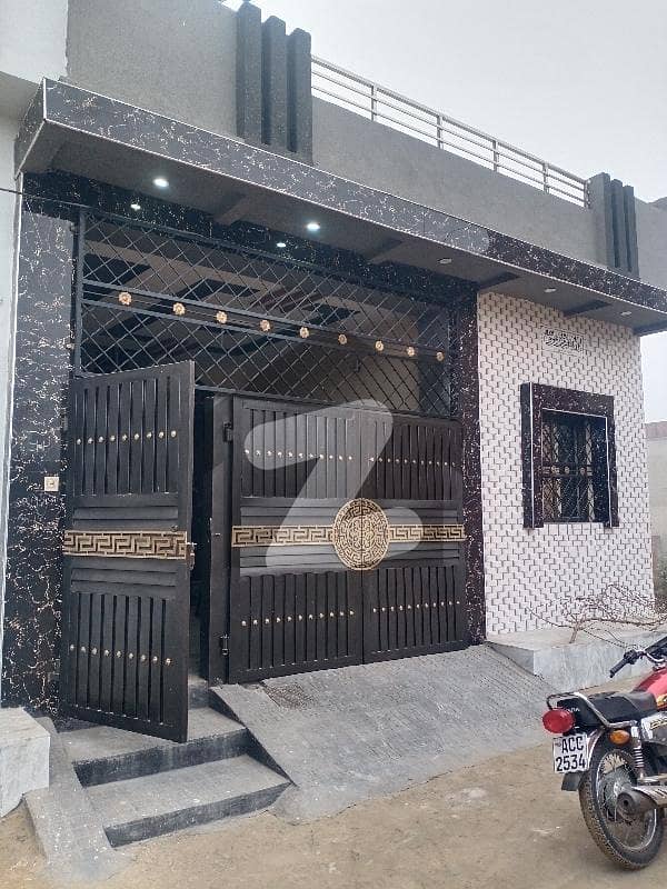 5 Marla single story house available for sale in Ali block Muslim town 1 sargodha road Faisalabad