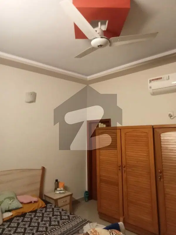 2 Bed DD With Lifts Near Bin Hashim Market Urgent For Sale (Invister Rate) Flat For Sale