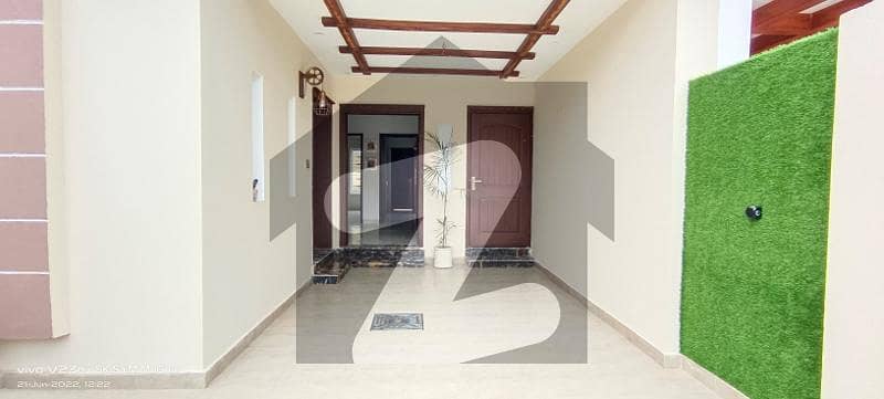 نیو لاهور سٹی لاہور میں 2 کمروں کا 1 مرلہ فلیٹ 45.0 لاکھ میں برائے فروخت۔