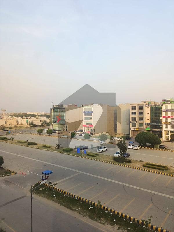 8 Marla Commercial Floor Available For Rent Phase 6 DHA