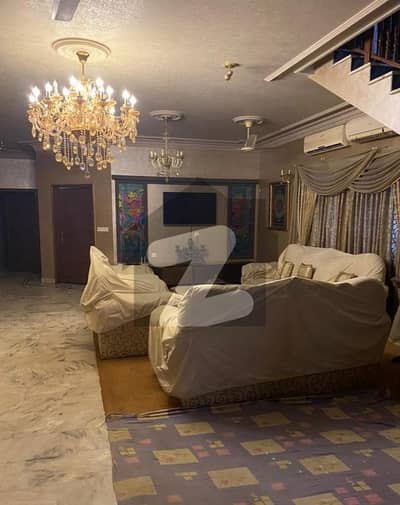 ڈی ایچ اے فیز 5 ڈی ایچ اے ڈیفینس,کراچی میں 1 کمرے کا 1 کنال کمرہ 60.0 ہزار میں کرایہ پر دستیاب ہے۔