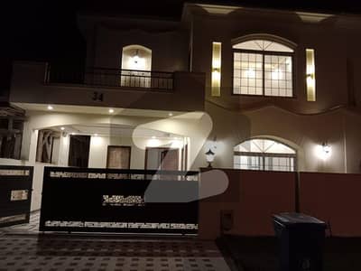 10 Marla House For Sale In Bahria Enclave At A Reasonable Price