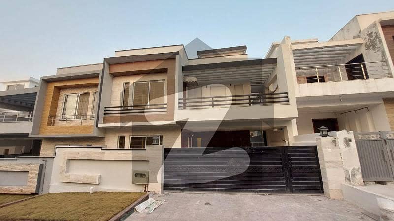 10 Marla House For Rent In Sector C3 Bahria Enclave