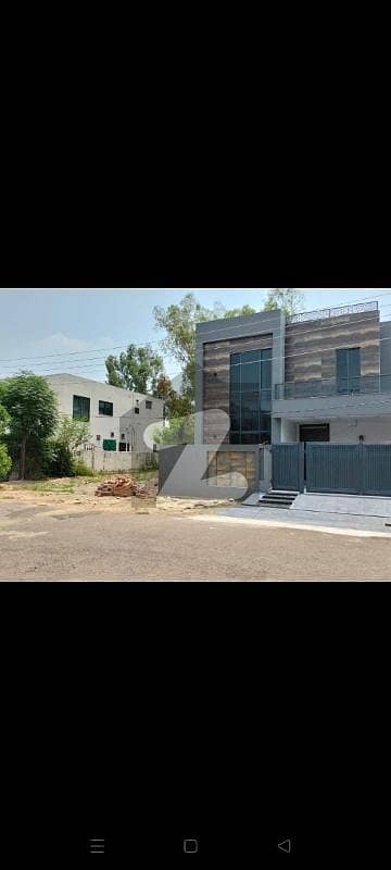 11 Marla House For Sale (Brand New) Urgent Sale