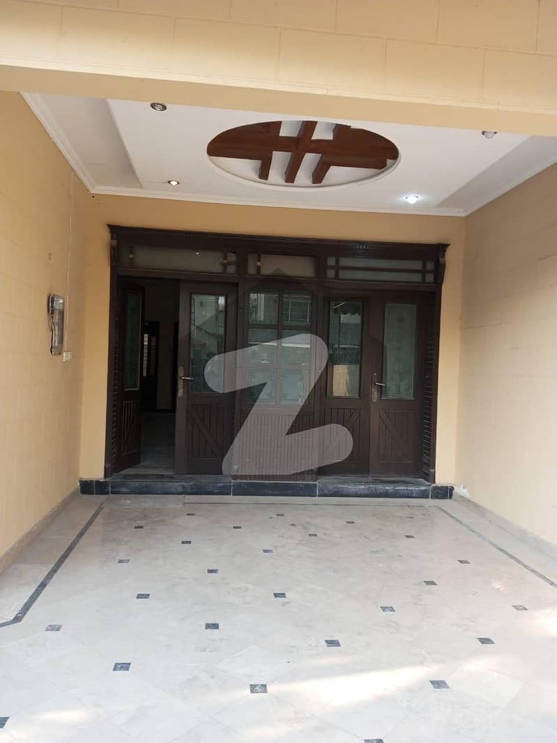 ای ۔ 11 اسلام آباد میں 4 کمروں کا 7 مرلہ مکان 2.5 لاکھ میں کرایہ پر دستیاب ہے۔
