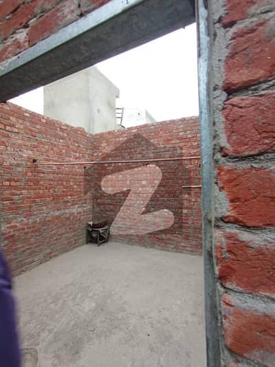 الرحمان گارڈن فیز 2 الرحمان گارڈن,لاہور میں 2 کمروں کا 3 مرلہ مکان 65.0 لاکھ میں برائے فروخت۔