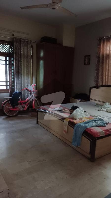 گلستانِ جوہر کراچی میں 4 کمروں کا 7 مرلہ مکان 3.5 کروڑ میں برائے فروخت۔