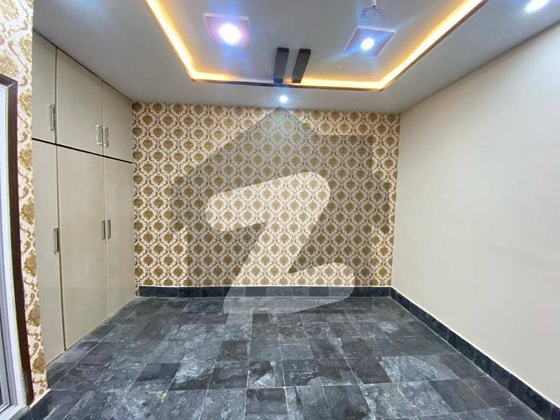 Beautiful Double Story Separate Entrance 4 Bed 5 Marla Corner House for