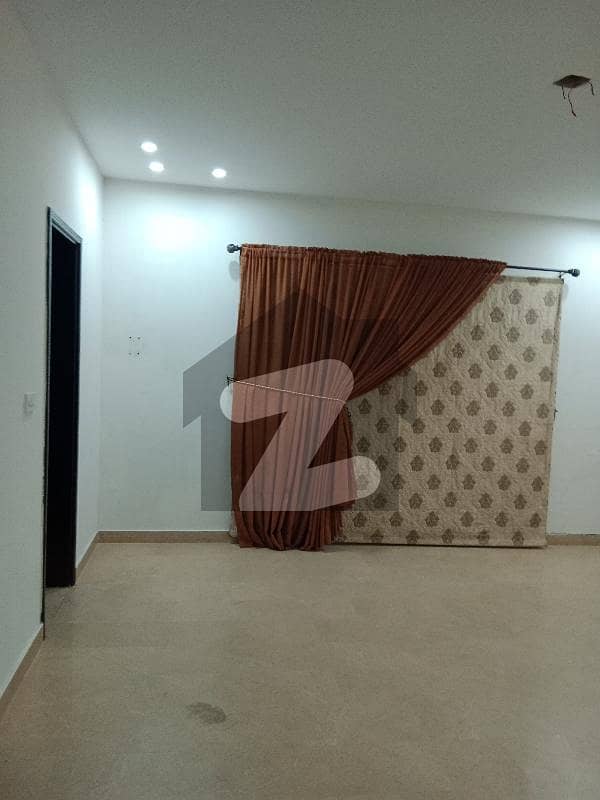 500yard Bungalow 4 Specious Bedrooms Attached Washrooms Big Parking Basement Dha 6 Rent