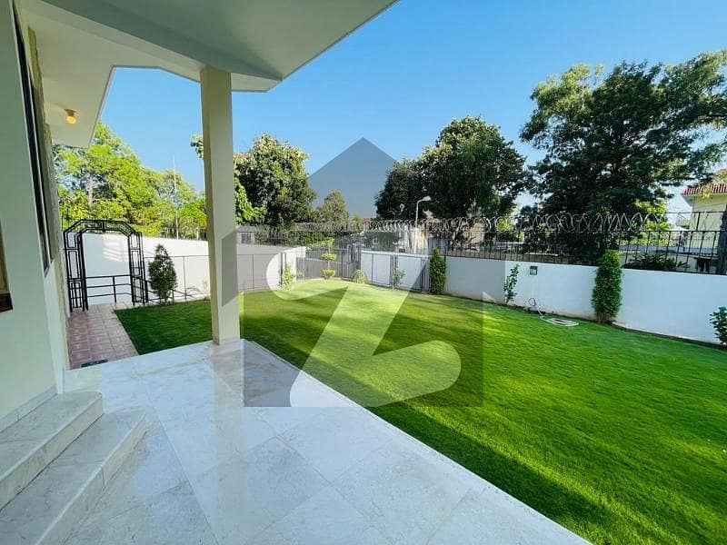 Luxurious House On Extremely Prime Location With Big Garden Available For Rent In Islamabad