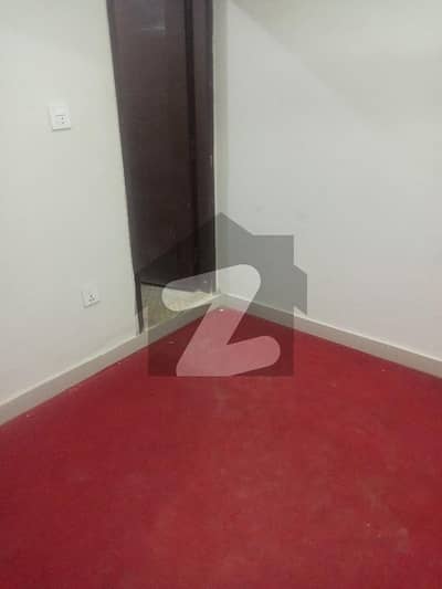 02 Bed Flat for Rent E11/2 Unfurnished