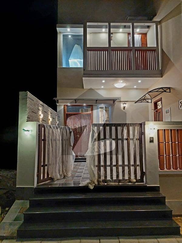 نیا ناظم آباد ۔ بلاک سی نیا ناظم آباد,کراچی میں 4 کمروں کا 6 مرلہ مکان 4.2 کروڑ میں برائے فروخت۔