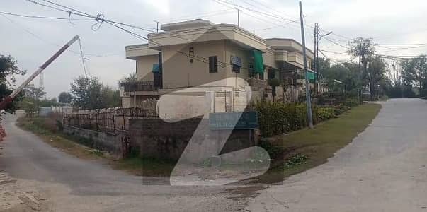 چکلالہ سکیم 3 چکلالہ سکیم,راولپنڈی میں 1 کنال رہائشی پلاٹ 3.25 کروڑ میں برائے فروخت۔