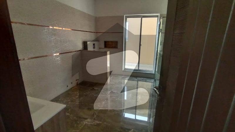 One Kanal Old House For Sale In DHA Phase 6 J Block.