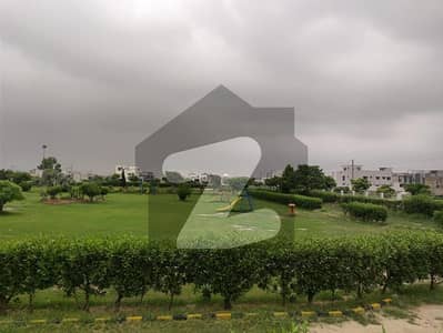 اے ڈبلیو ٹی فیز 2 ۔ بلاک ای۔2 اے ڈبلیو ٹی فیز 2,اے ڈبلیو ٹی آرمی ویلفیئر ٹرسٹ,رائیونڈ روڈ,لاہور میں 10 مرلہ رہائشی پلاٹ 68.0 لاکھ میں برائے فروخت۔