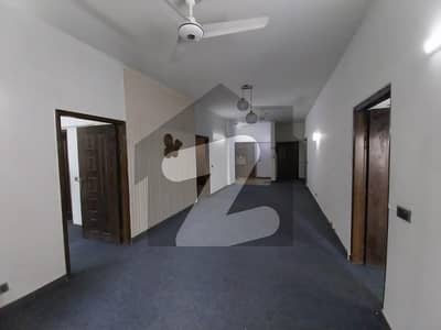 3 bed rooms flat available for sale in defence residency block 9