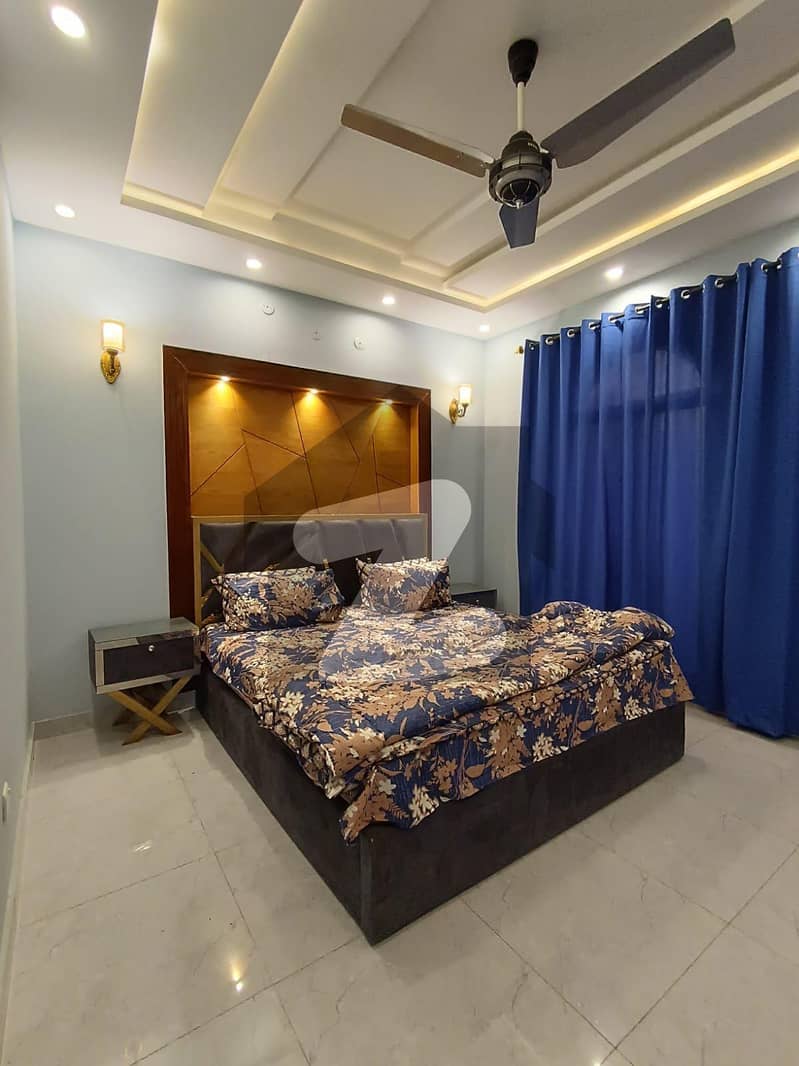 سرور روڈ کینٹ,لاہور میں 5 کمروں کا 1 کنال مکان 2.0 لاکھ میں کرایہ پر دستیاب ہے۔