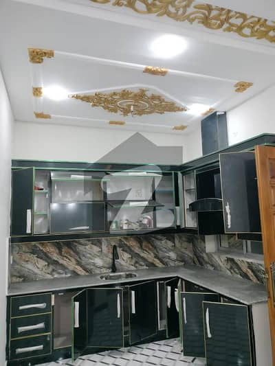 خان کالونی شیخوپورہ میں 5 کمروں کا 5 مرلہ مکان 1.5 کروڑ میں برائے فروخت۔