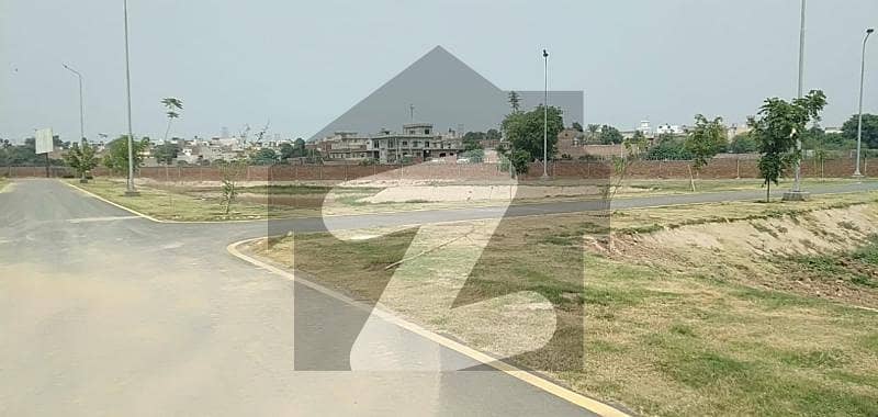 5 Marla Investor Rate Plot For Sale in Pearl Block Park View City Lahore