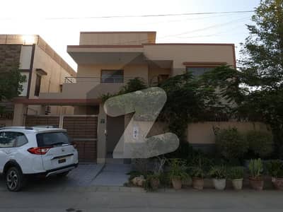 Corner DHA Phase 7 Extension 500 Square Yards House Up For sale