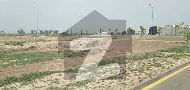 Invest In 5 Marla Ideal Location Plot In Overseas Block Park View City Lahore