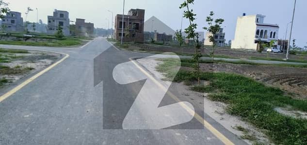 5 Marla Developed Area Plot For Sale in Diamond Block Park View City Lahore