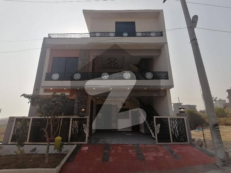 پنجاب گورنمنٹ سرونٹ ہاؤسنگ فاؤنڈیشن (پی جی ایس ایچ ایف) راولپنڈی میں 4 کمروں کا 7 مرلہ مکان 2.4 کروڑ میں برائے فروخت۔