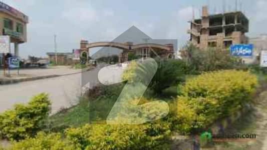 All Facilities Available And LOP Clear Plot Available In Proper Area Jinnah Gardens For Sale
