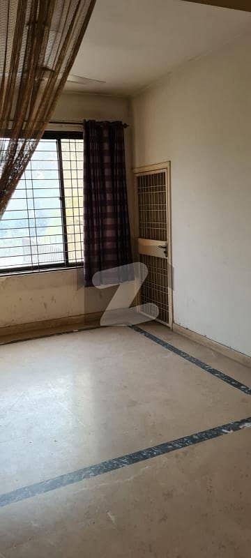 30 Marla Upper Portion For Rent In PCSIR Phase 1