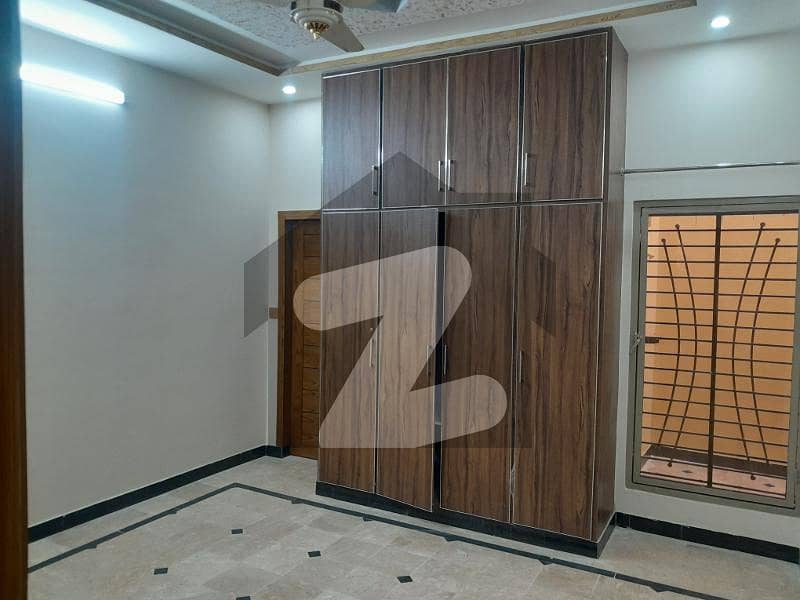 پشاور روڈ راولپنڈی میں 4 کمروں کا 5 مرلہ مکان 2.2 کروڑ میں برائے فروخت۔