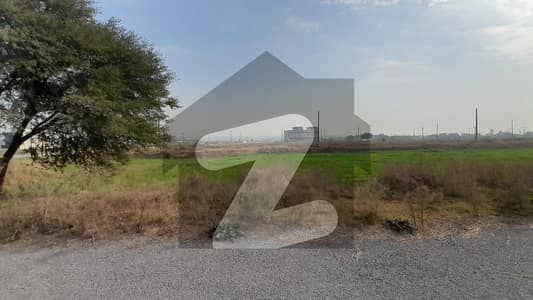 Best Location Plot For Sale In I-16/4