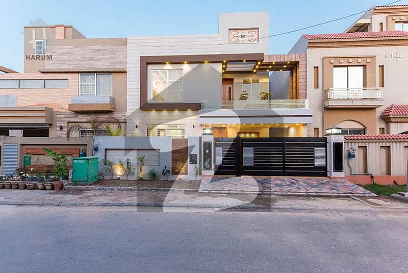 10 Marla Most Beautiful Design House For Sale