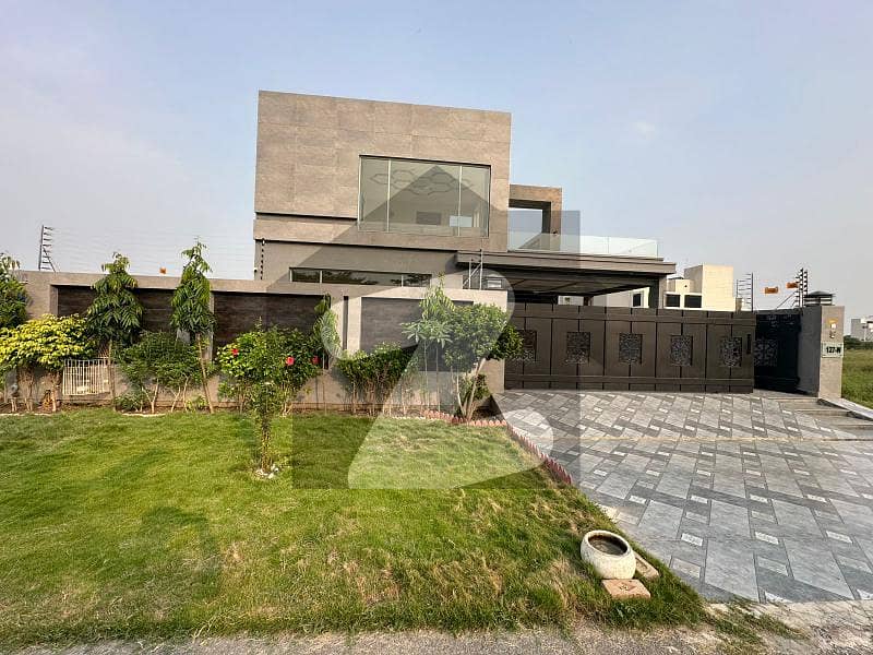 1KANAL SINGLE STORY DESIGNED BUNGALOW FOR SALE TOP LOCATION IN DHA PHASE 1 P BLOCK
