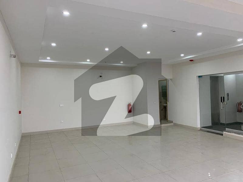1ST FLOOR AVAILABLE FOR RENT IN 4 MARLA COMMERCIAL AT HOT LOCATION