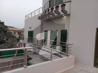 1 KANAL VIP BRAND NEW 3 STORY HOUSE FOR SILENT OFFICE AND FAMILY AND ANY OFFICE