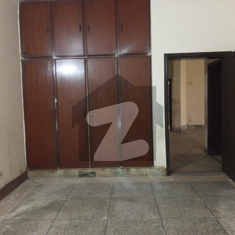5 Marla Second Floor Portion For Rent In Johar Town. Johar Town Phase 2, Johar Town, Lahore